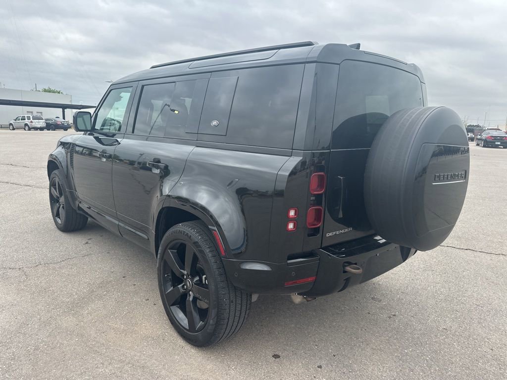 Used 2022 Land Rover Defender 110 S image 3