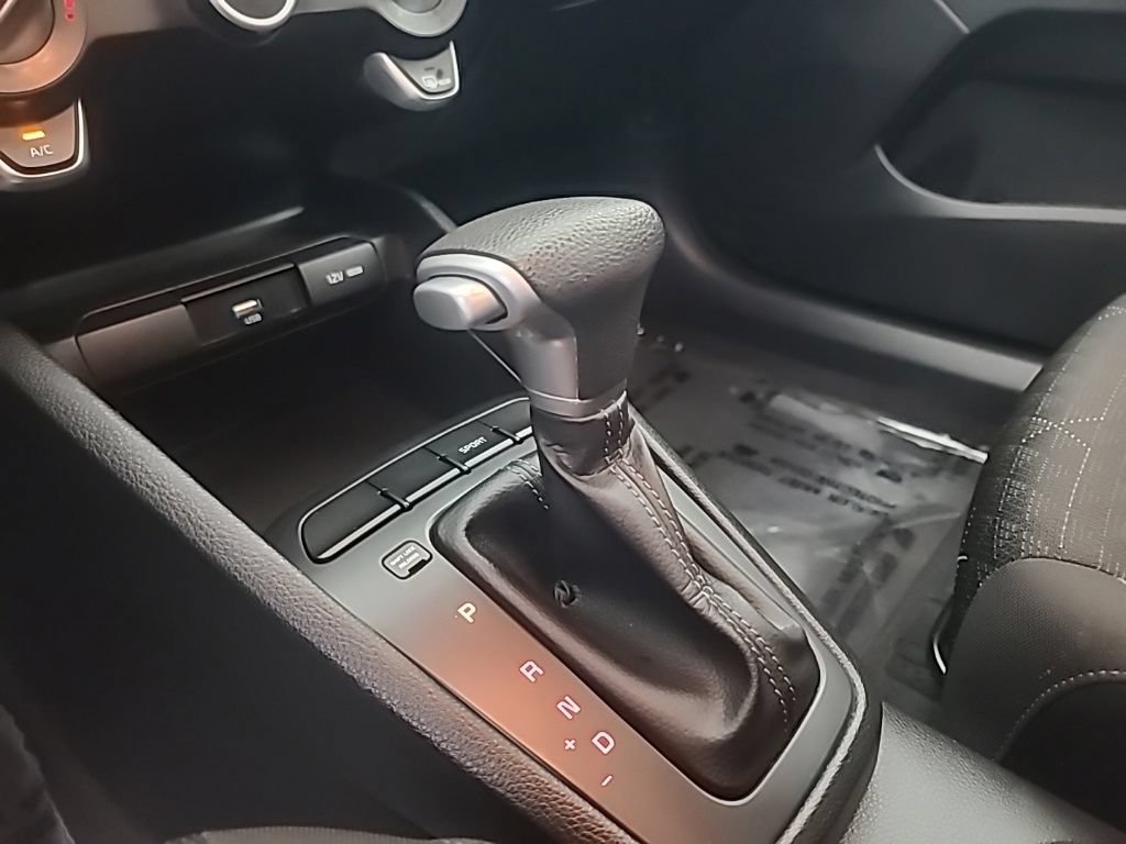 Used 2023 Kia Rio S FWD image 35