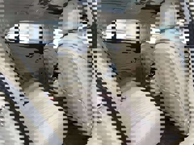 Used 2021 Bentley Flying Spur W12 image 17