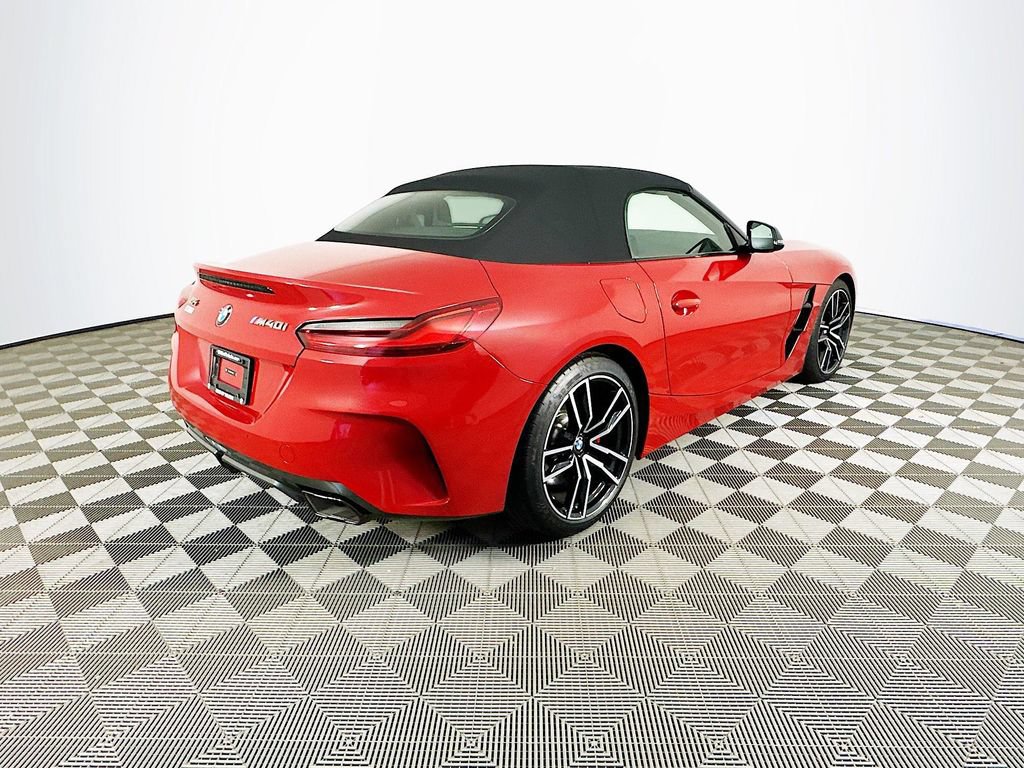 Used 2025 BMW Z4 M40i w/ Premium Package RWD image 9