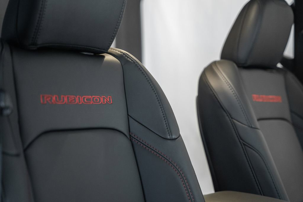 New 2025 Jeep Wrangler Rubicon w/ Steel Bumper Group image 34