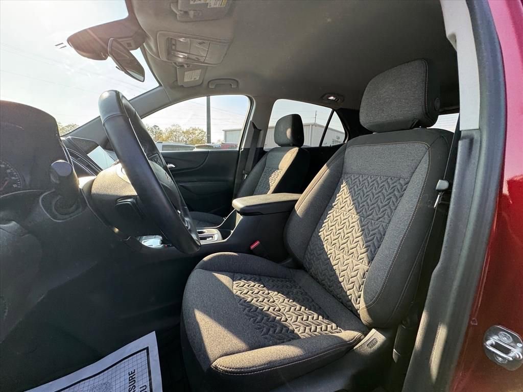 Used 2023 Chevrolet Equinox LT image 15