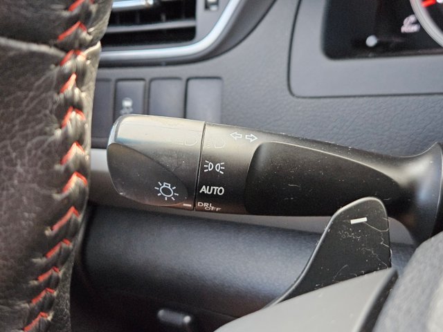 Used 2015 Toyota Camry SE FWD image 22