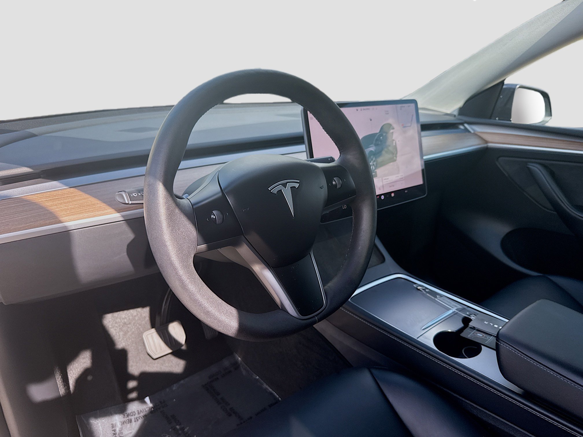 Used 2024 Tesla Model Y Long Range RWD image 7