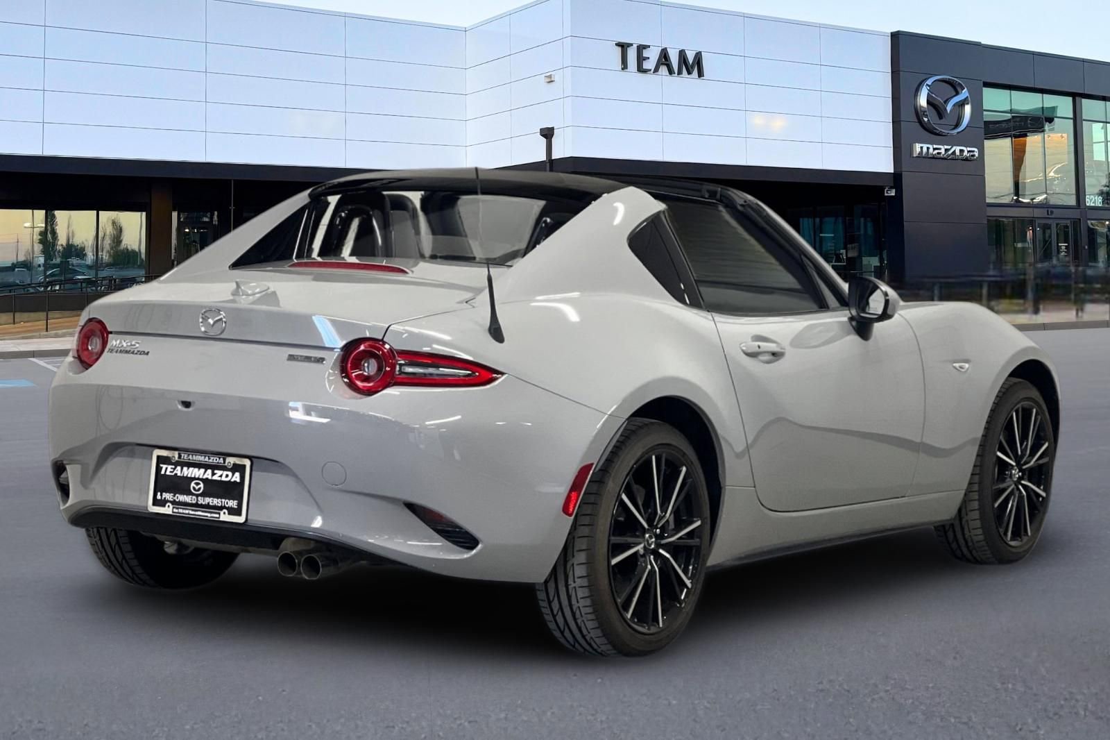 Used 2024 MAZDA MX-5 Miata RF Grand Touring w/ Weather Package image 4