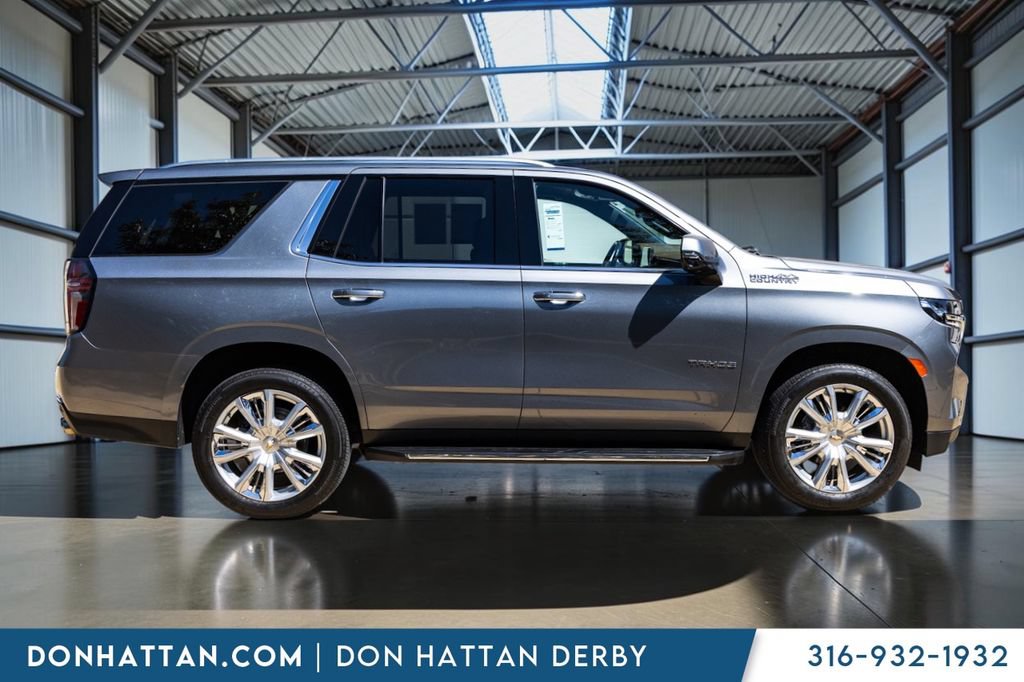 Used 2021 Chevrolet Tahoe High Country AWD/4WD image 32