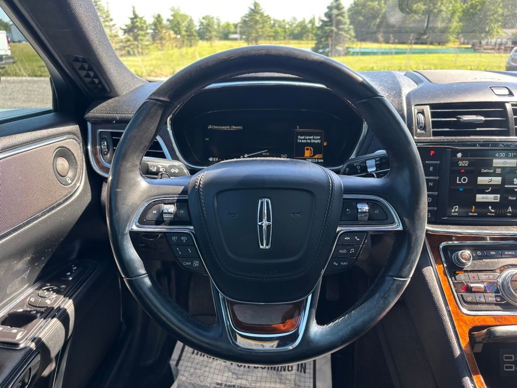 Used 2018 Lincoln Continental Reserve w/ Technology Package AWD/4WD image 28