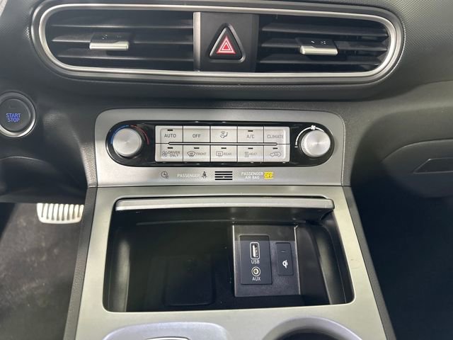 Used 2021 Hyundai Kona Limited image 23