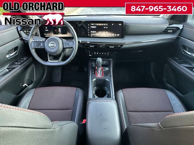 Used 2025 Nissan Kicks SR FWD image 12