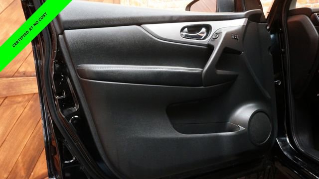 Used 2020 Nissan Rogue Sport SL w/ Premium Package image 32