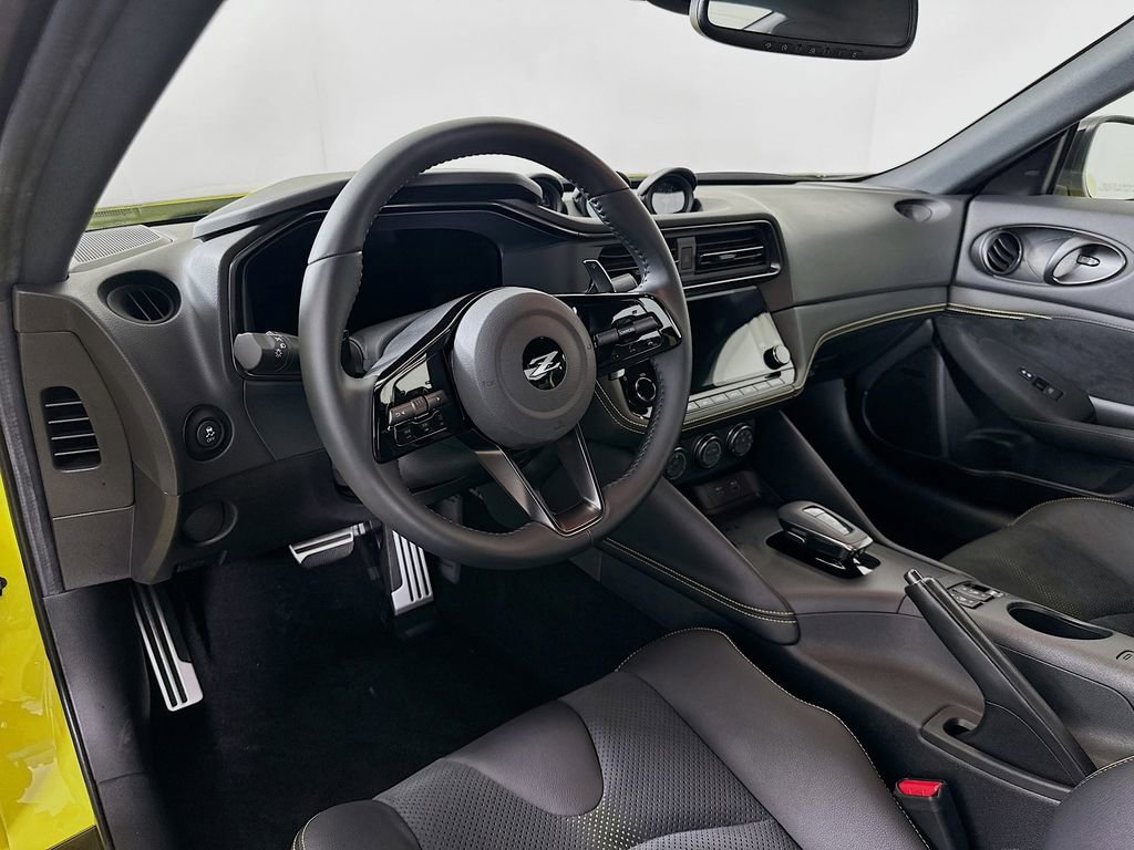 Used 2023 Nissan Z w/ Floor Mat Package (L93) RWD image 9