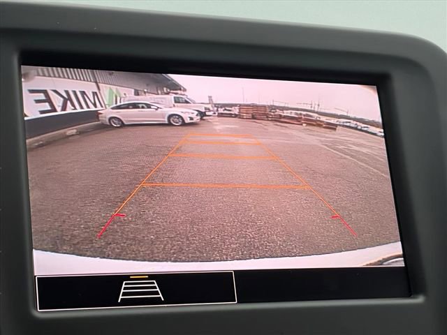 Used 2022 Chevrolet Equinox LT w/ Driver Convenience Package image 18