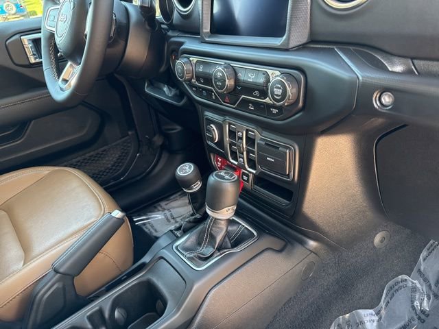 Used 2023 Jeep Wrangler Unlimited Rubicon 4xe image 24