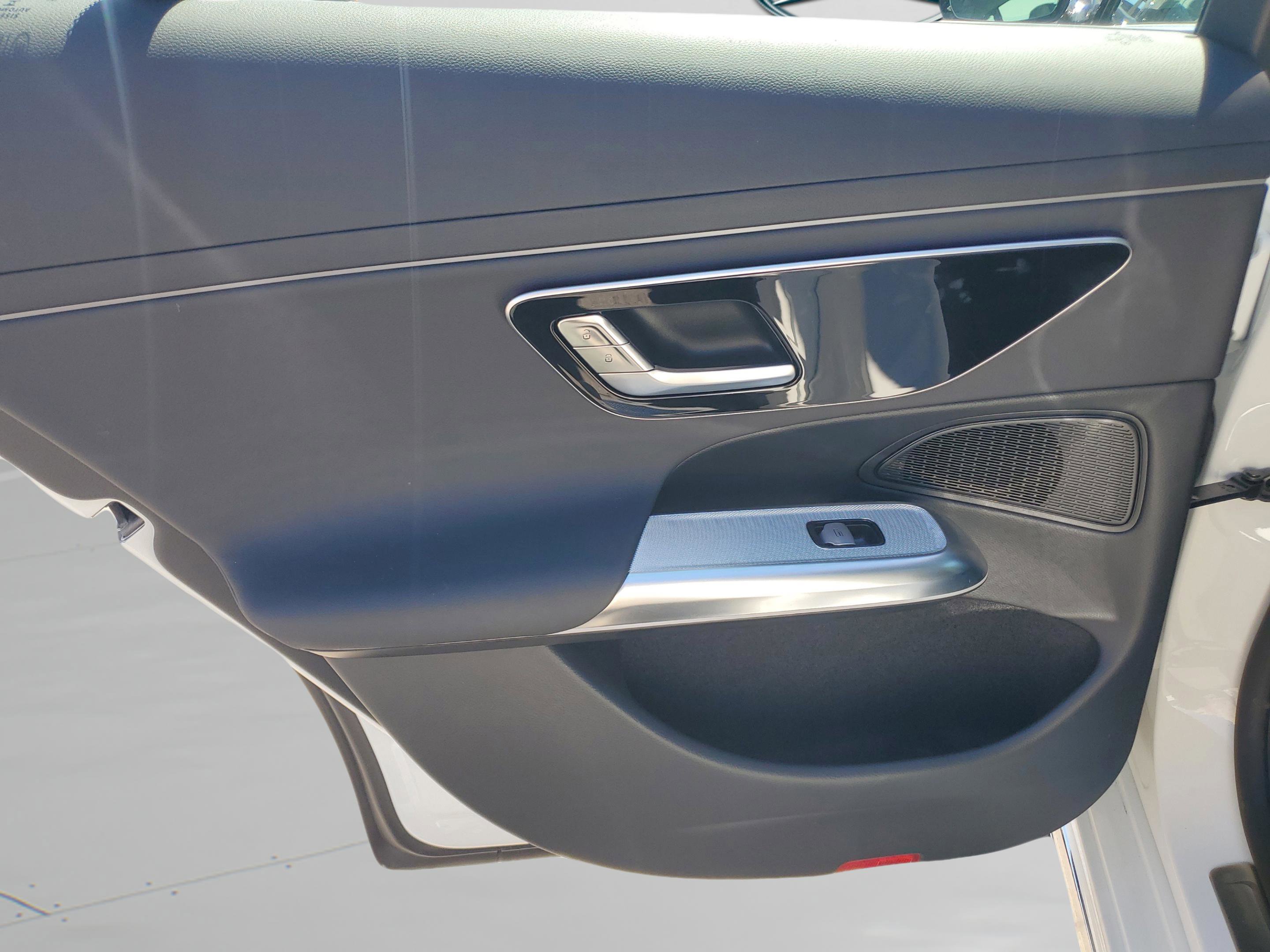 Certified 2025 Mercedes-Benz E 350 4MATIC Sedan image 30