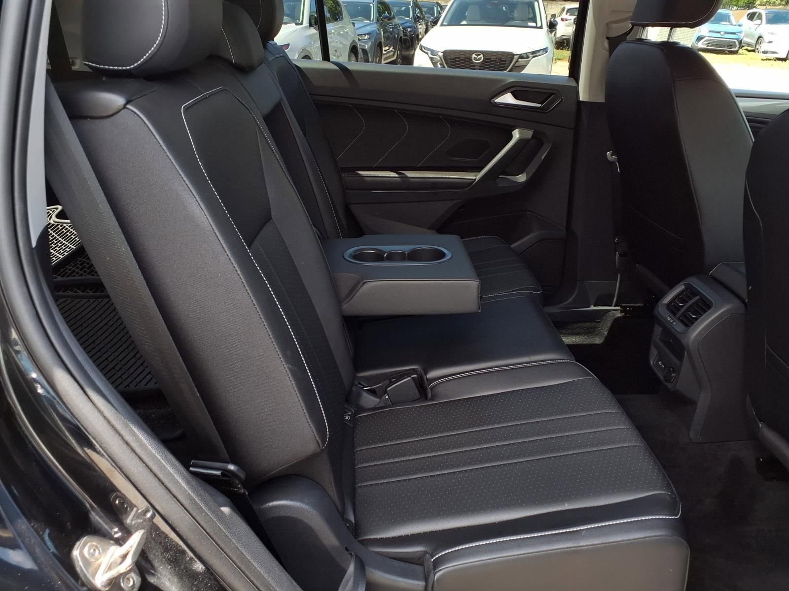 Certified 2023 Volkswagen Tiguan SE FWD image 23