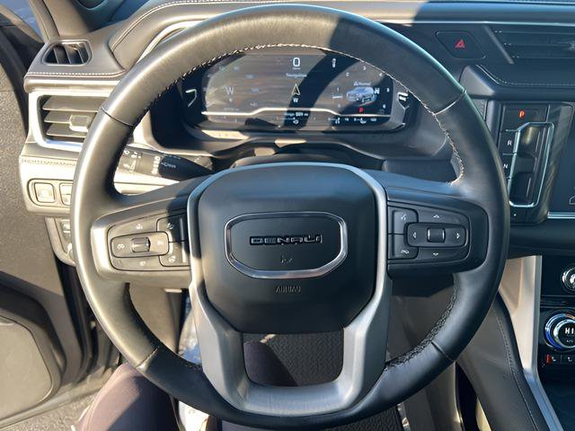 Used 2024 GMC Yukon XL Denali image 20