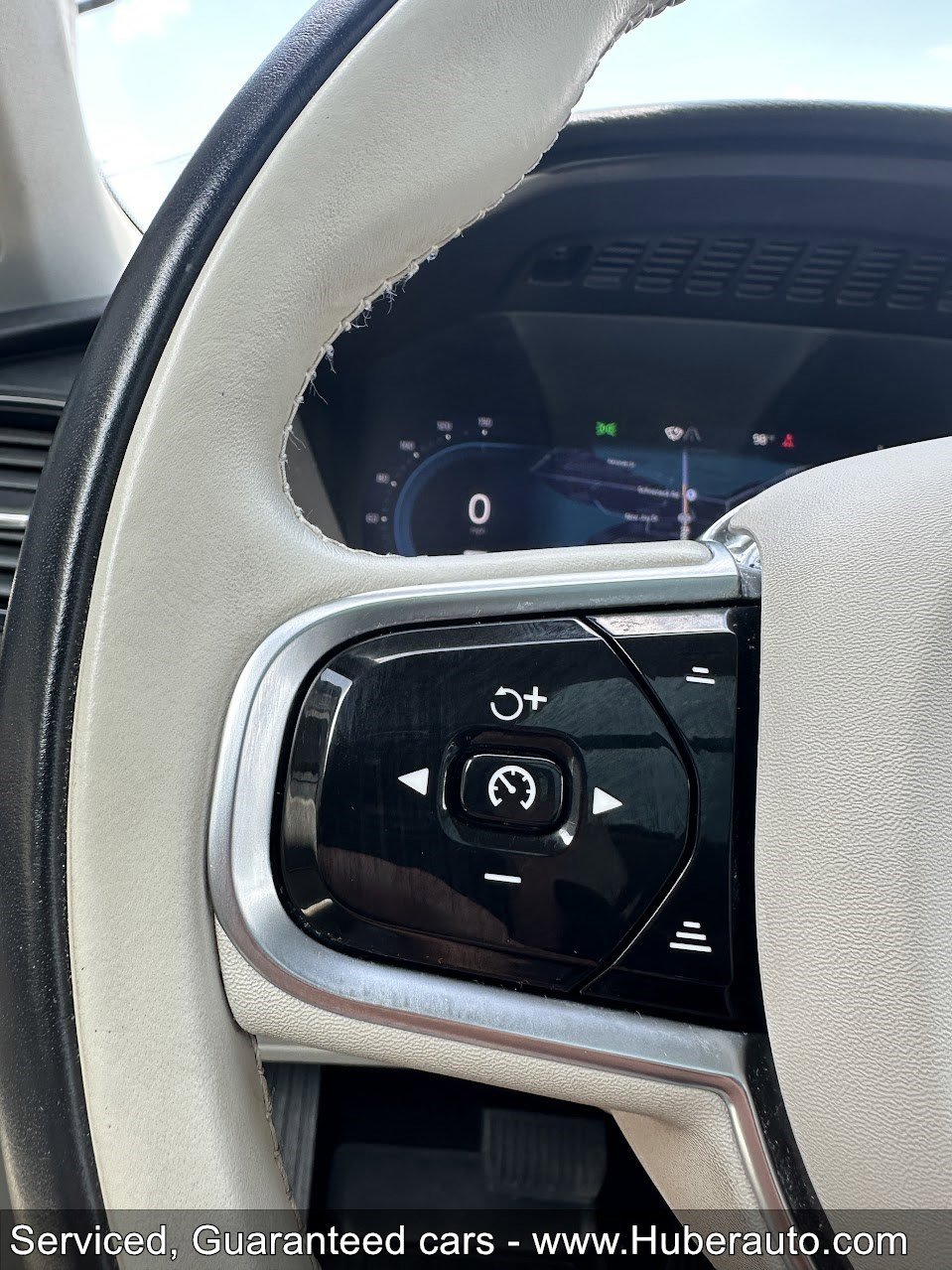 Used 2023 Volvo XC90 B6 Plus w/ Protection Package image 20
