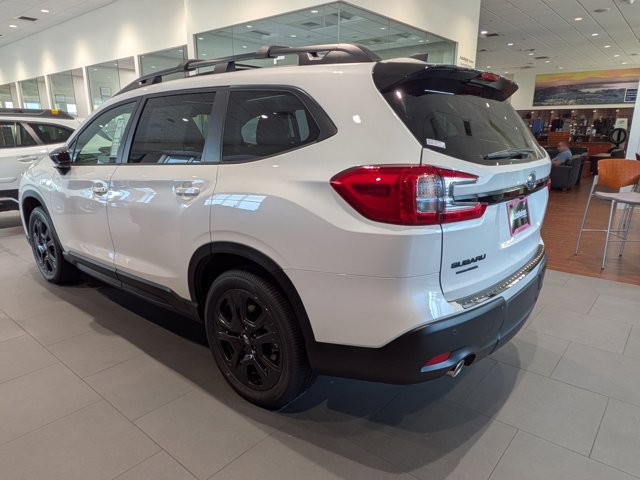 Certified 2025 Subaru Ascent Bronze Edition AWD/4WD image 8