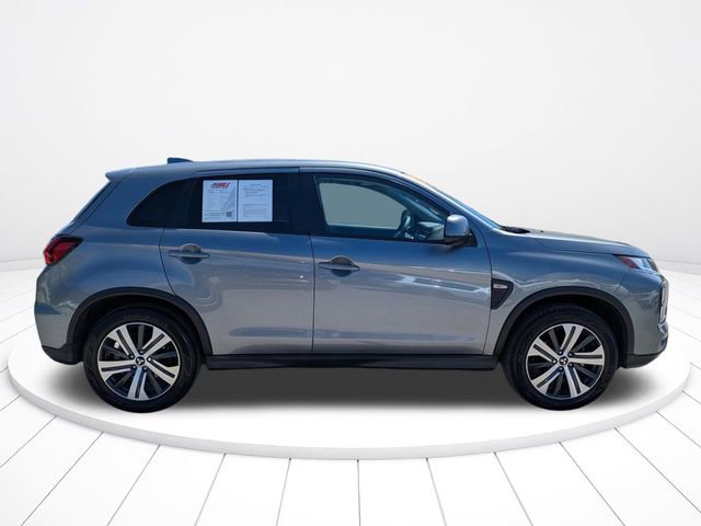 Used 2022 Mitsubishi Outlander Sport ES image 3