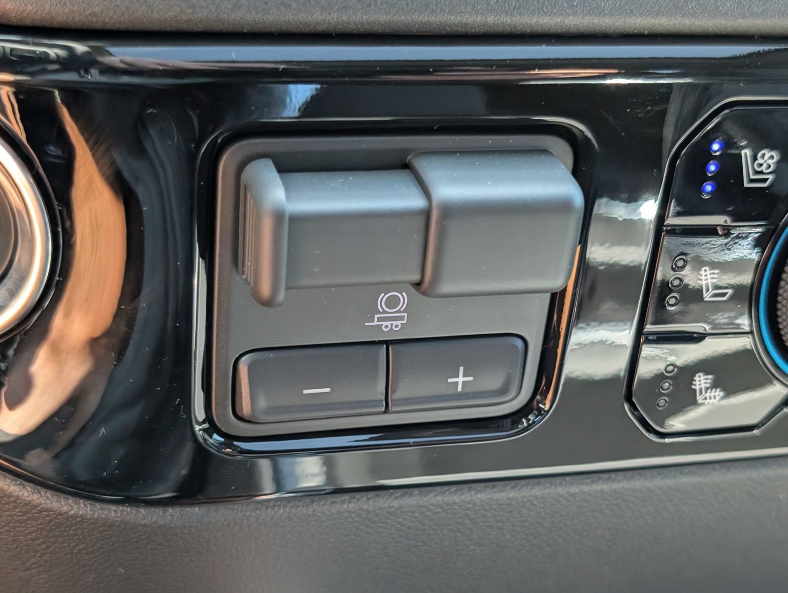 New 2026 Chevrolet Silverado 2500 LTZ AWD/4WD image 25