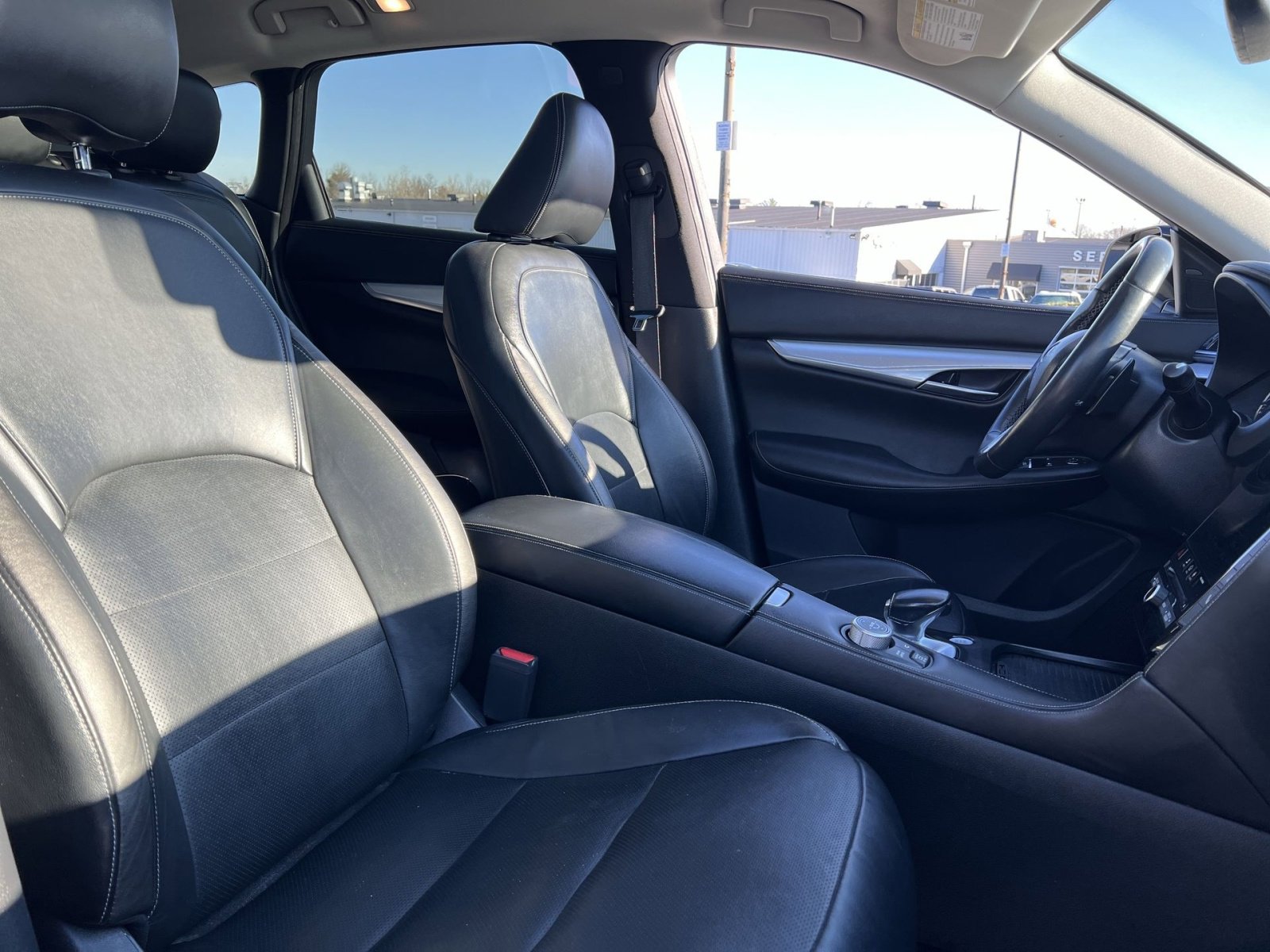 Used 2019 INFINITI QX50 Essential w/ Premium Heat Package image 27
