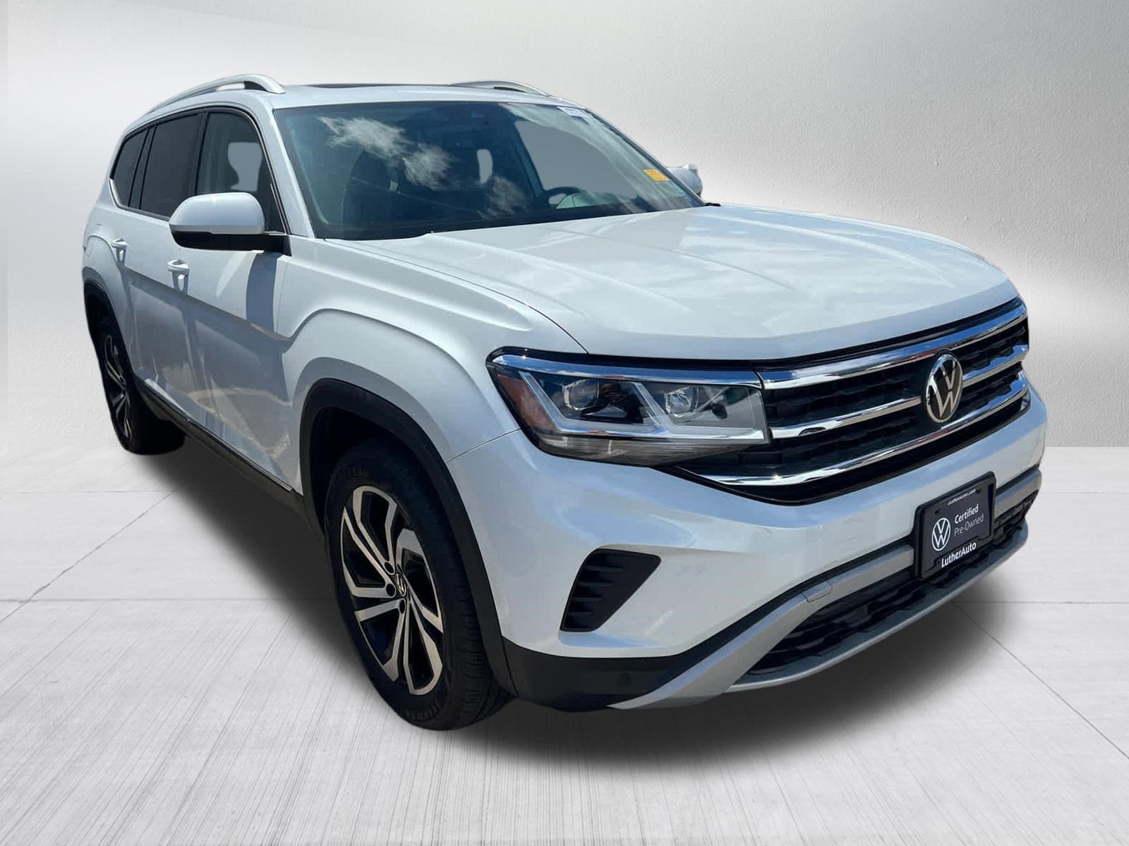 Certified 2023 Volkswagen Atlas SEL AWD/4WD image 3