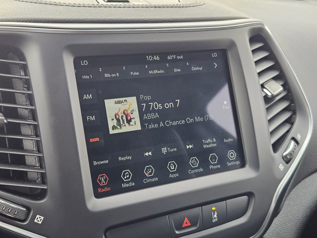 Used 2022 Jeep Cherokee Latitude Lux w/ Mopar Interior Package image 20