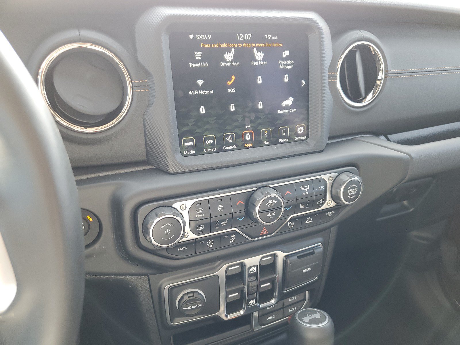Used 2021 Jeep Wrangler Unlimited Sahara AWD/4WD image 19