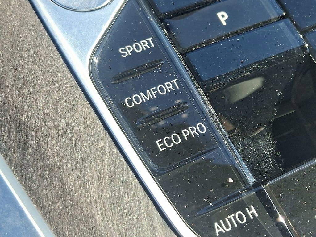 Used 2024 BMW X5 sDrive40i w/ Premium Package image 27