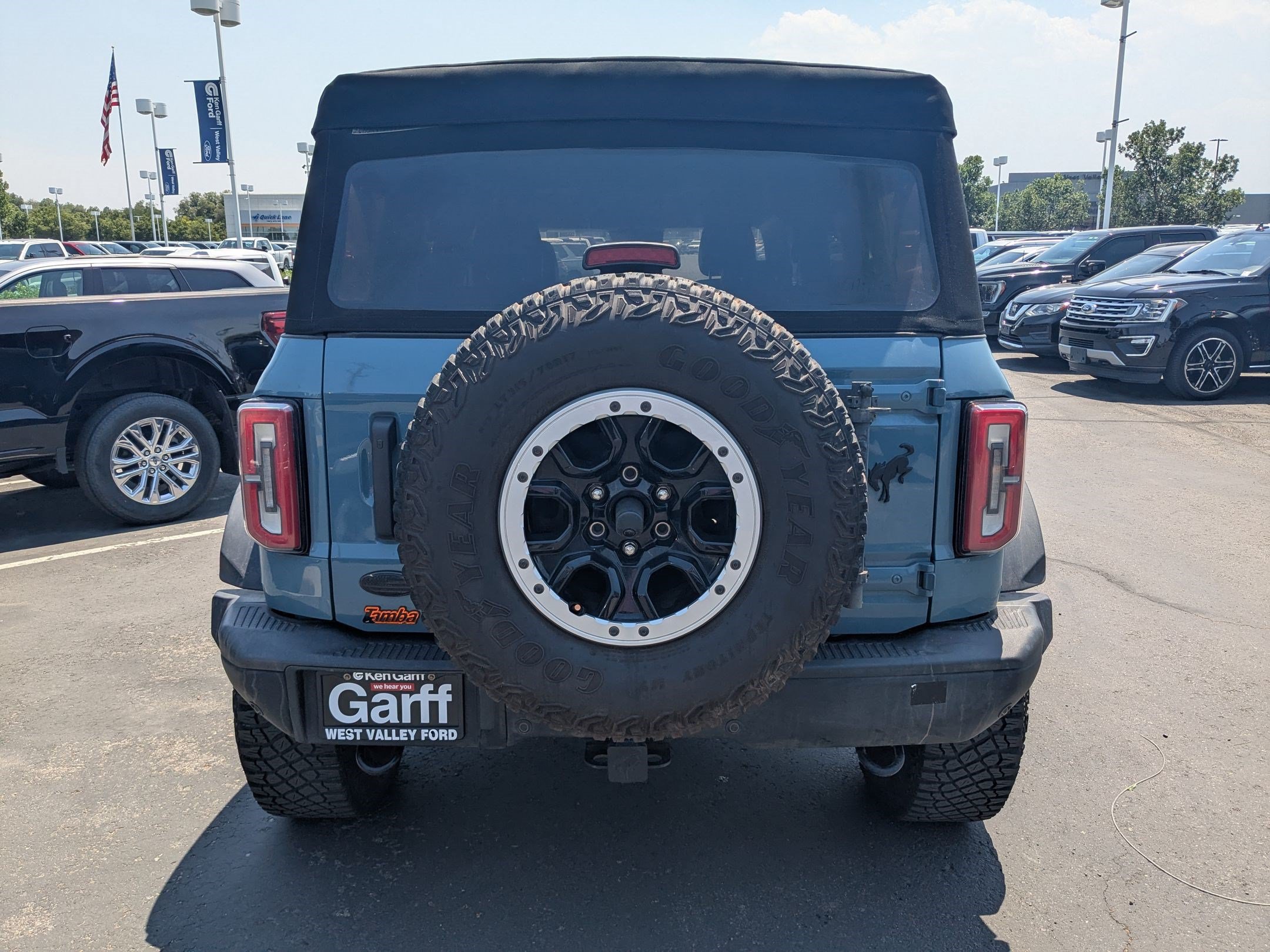 Used 2022 Ford Bronco Badlands w/ Sasquatch Package AWD/4WD image 5