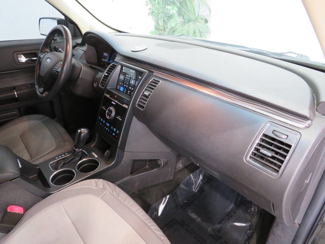 Used 2018 Ford Flex Limited w/ Limited Appearance Package image 9