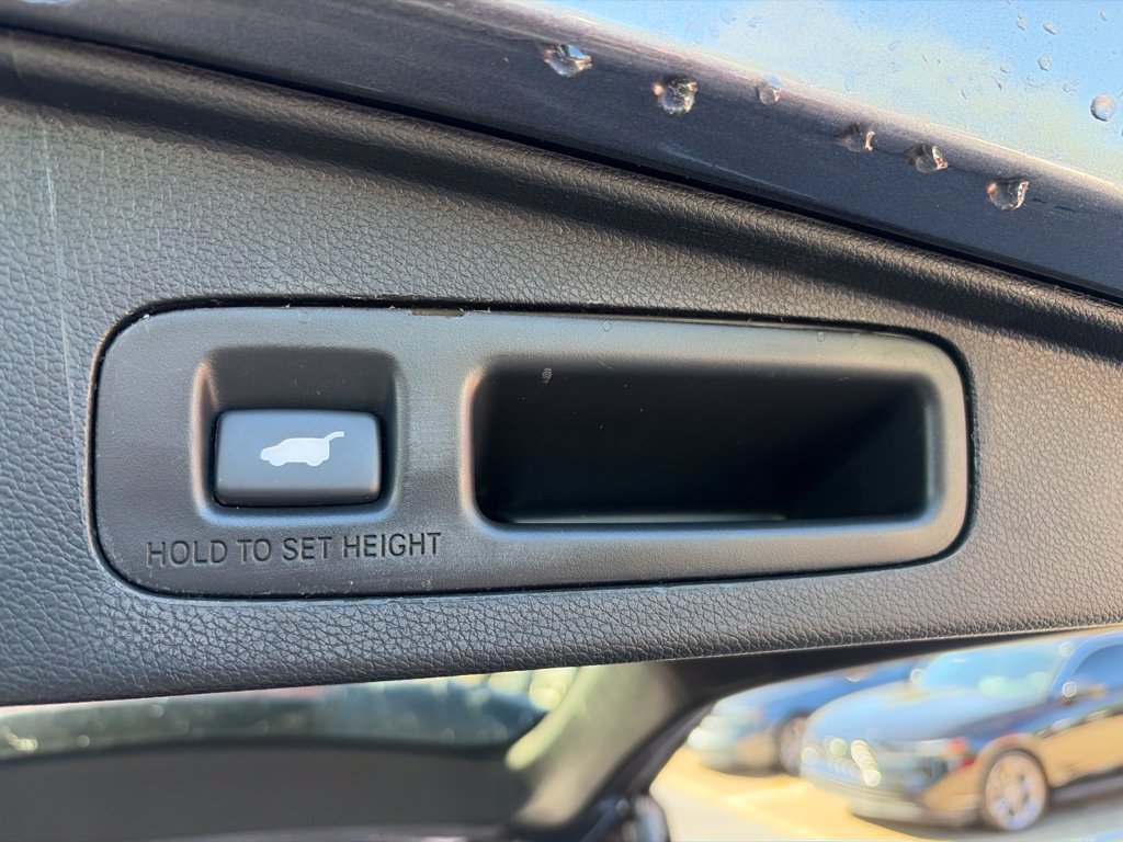 Used 2020 Honda CR-V Touring image 27