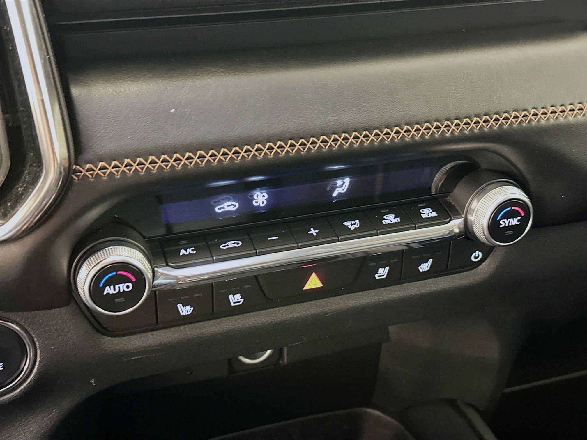 Used 2025 MAZDA CX-50 AWD 2.5 S w/ Premium Plus Pkg image 24