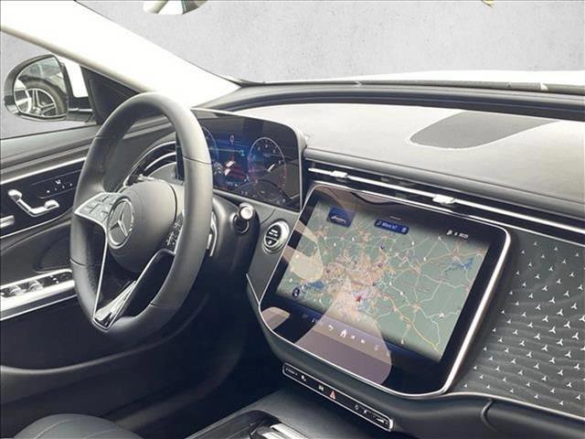 Used 2025 Mercedes-Benz E 350 4MATIC Sedan image 26