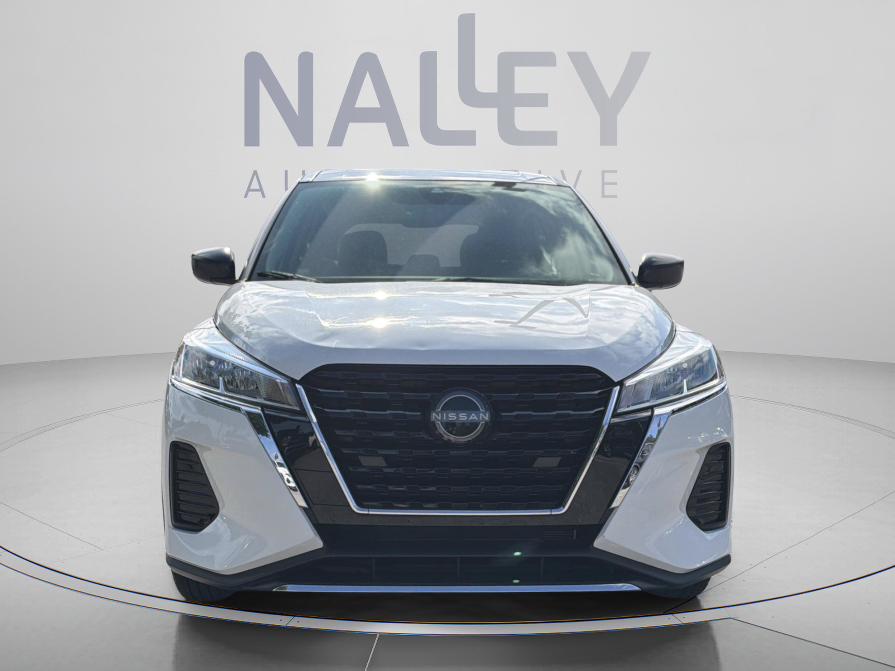 Used 2022 Nissan Kicks S FWD image 8