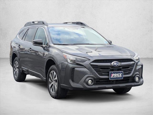 Used 2023 Subaru Outback Premium image 3
