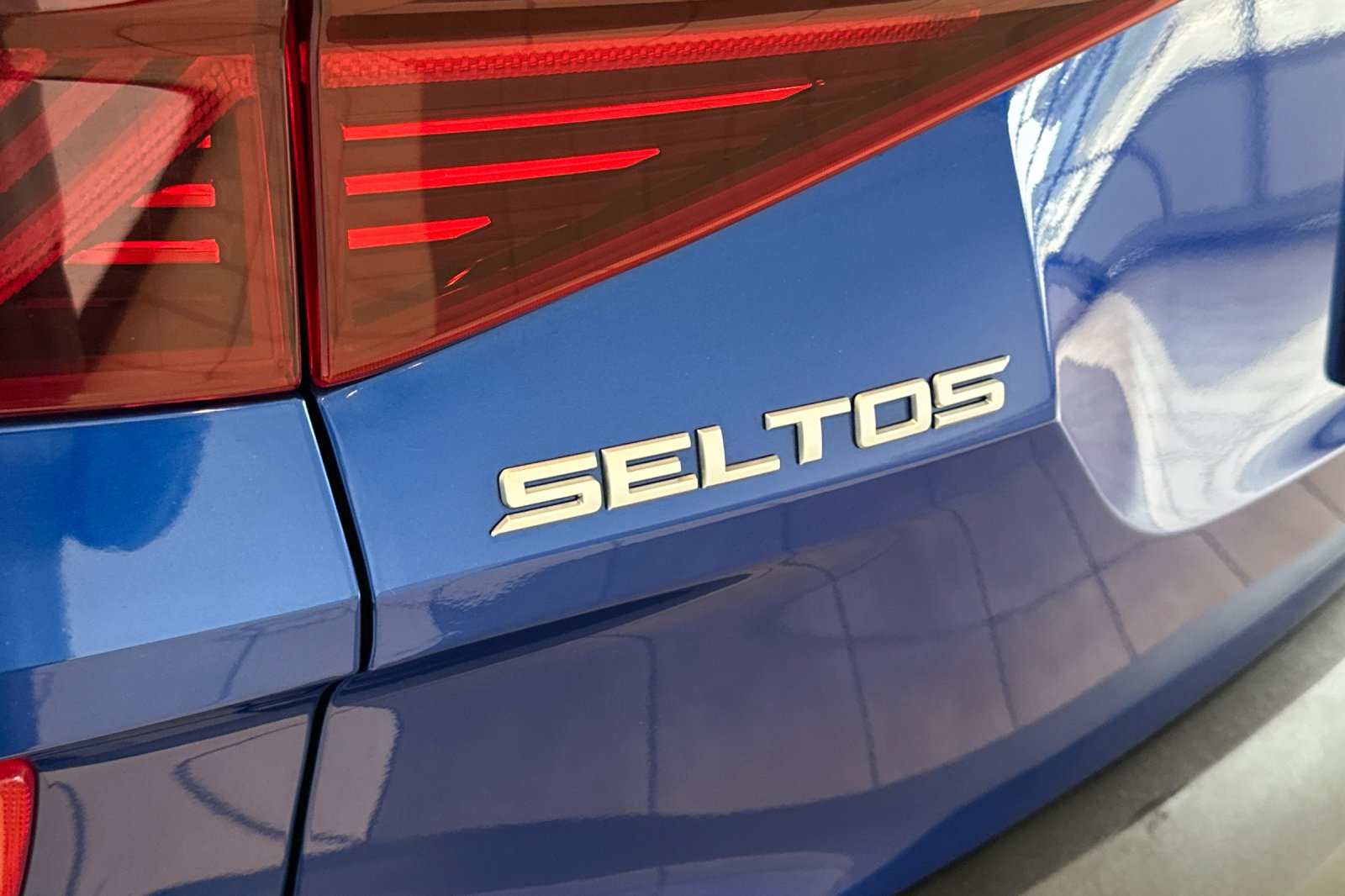 Used 2023 Kia Seltos S FWD image 27