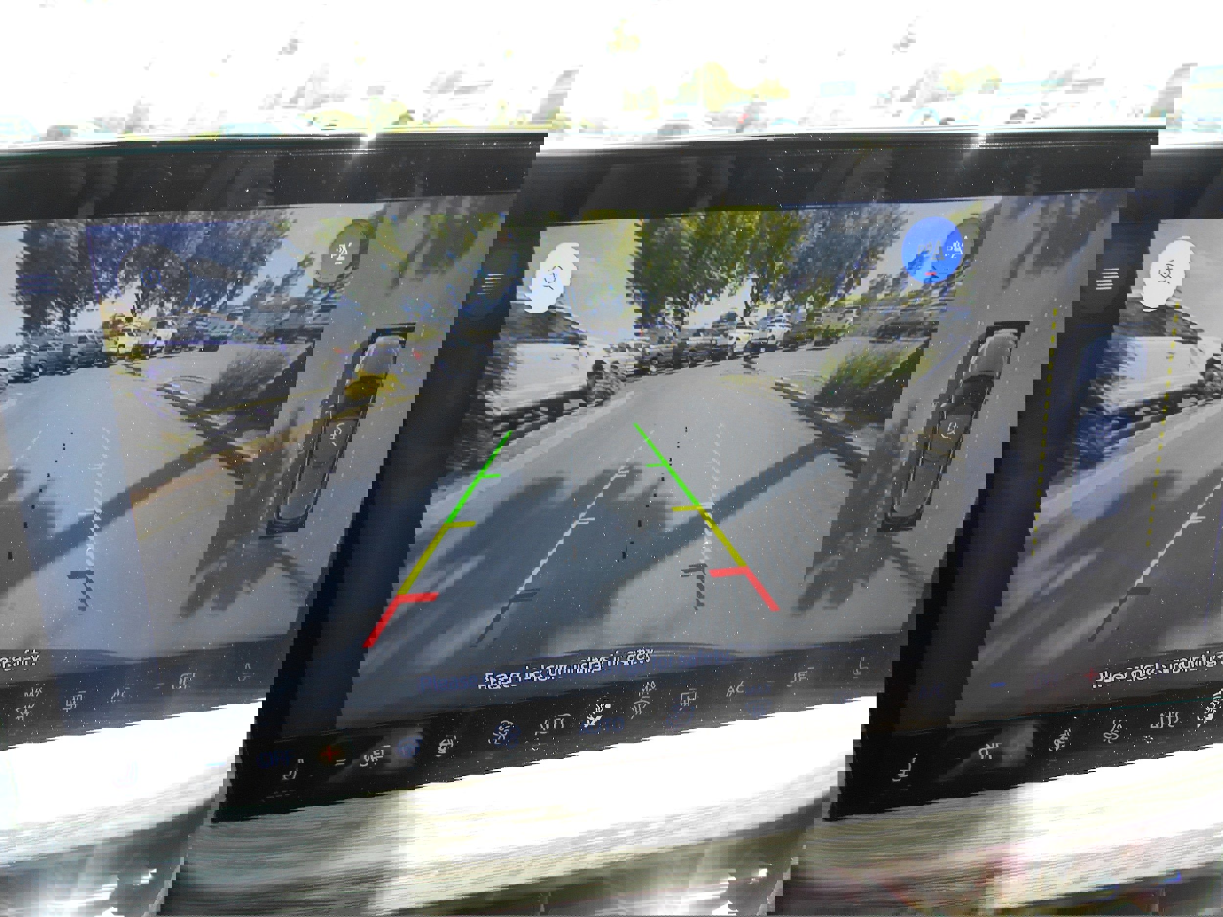 Used 2023 Ford Escape SE w/ PHEV Premium Package FWD image 13