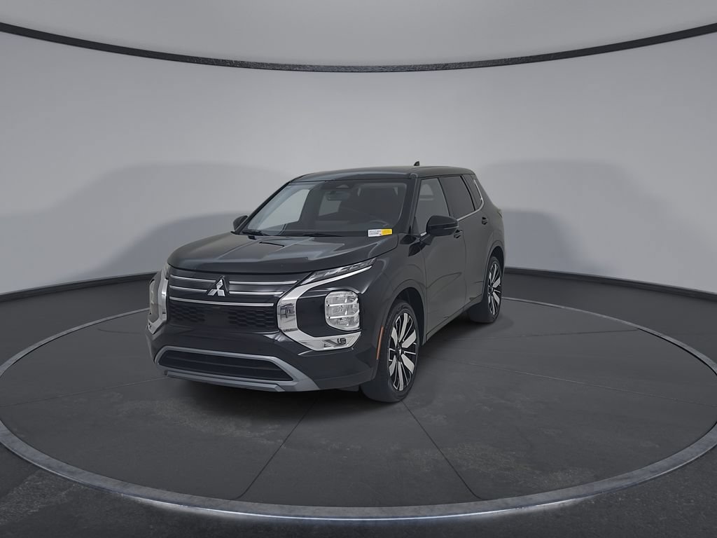 Used 2025 Mitsubishi Outlander SE FWD image 6
