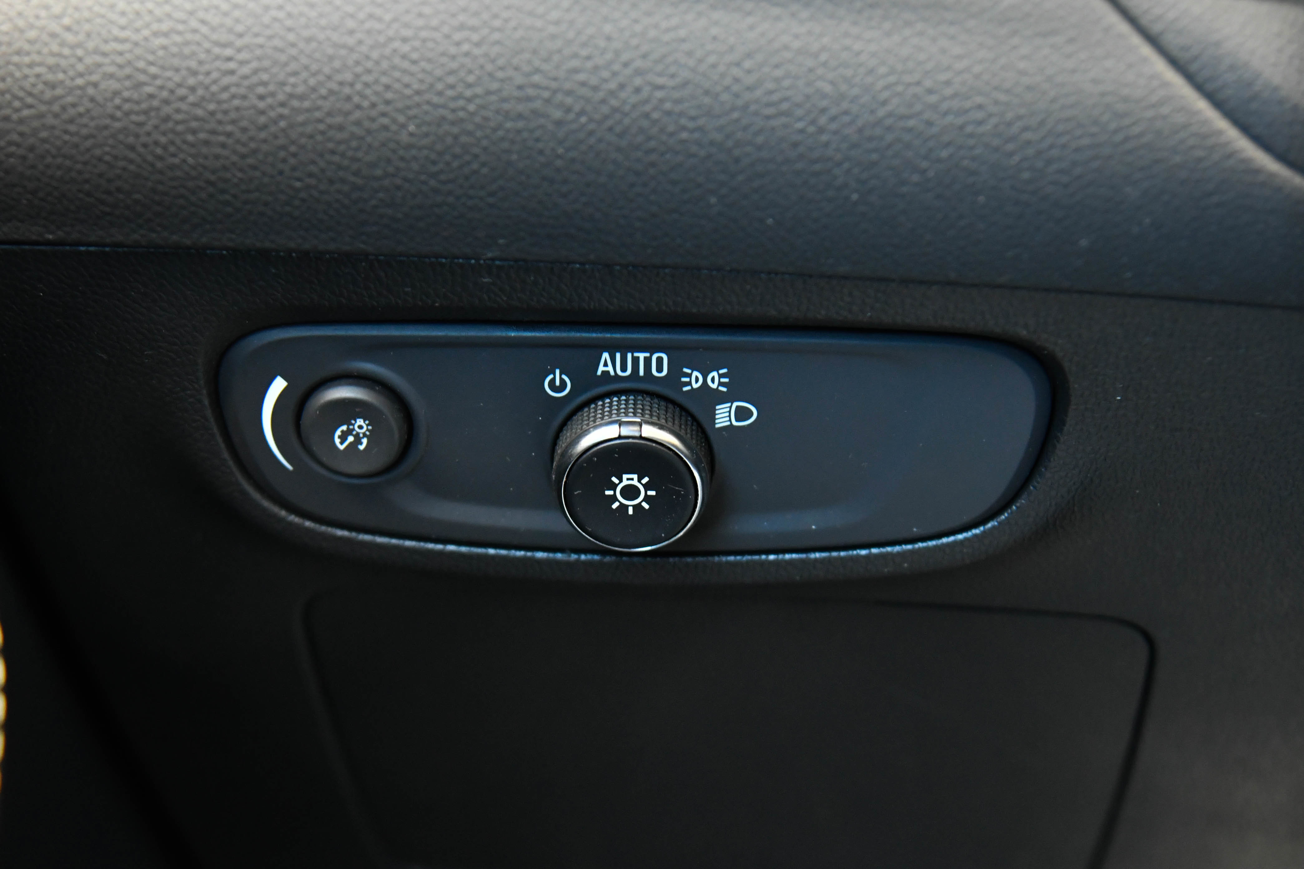 Used 2024 Buick Encore GX Preferred FWD image 30