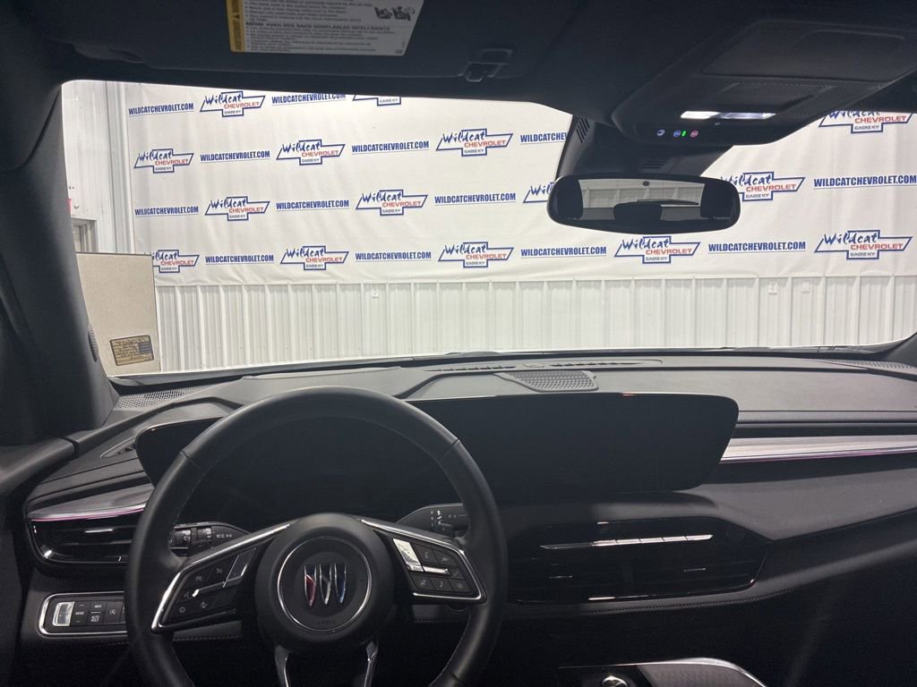 Used 2026 Buick Enclave Preferred AWD/4WD image 2