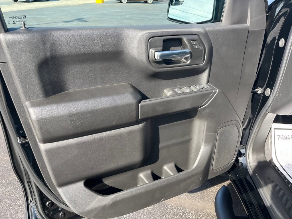 New 2026 Chevrolet Silverado 1500 Custom w/ Turbomax Blackout Package image 18