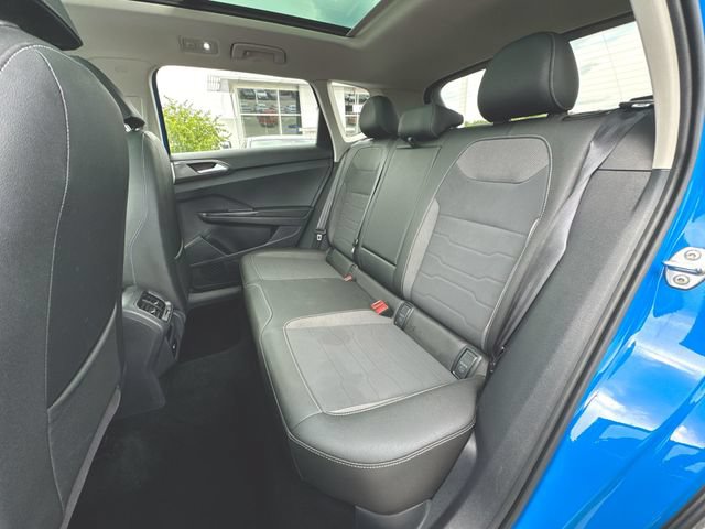 Certified 2025 Volkswagen Taos SE AWD/4WD image 25