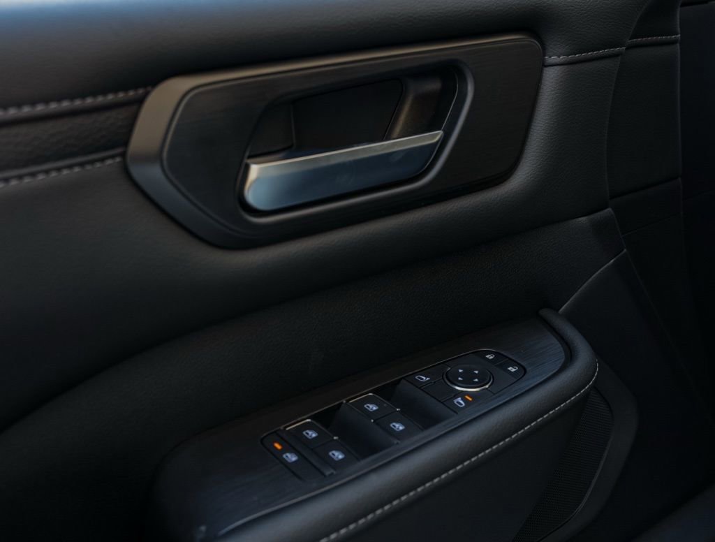 New 2026 Nissan Armada SV image 14