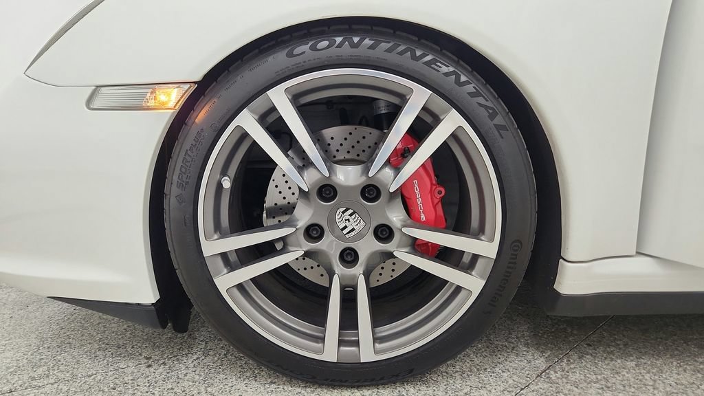 Used 2012 Porsche 911 Carrera 4S AWD/4WD image 30