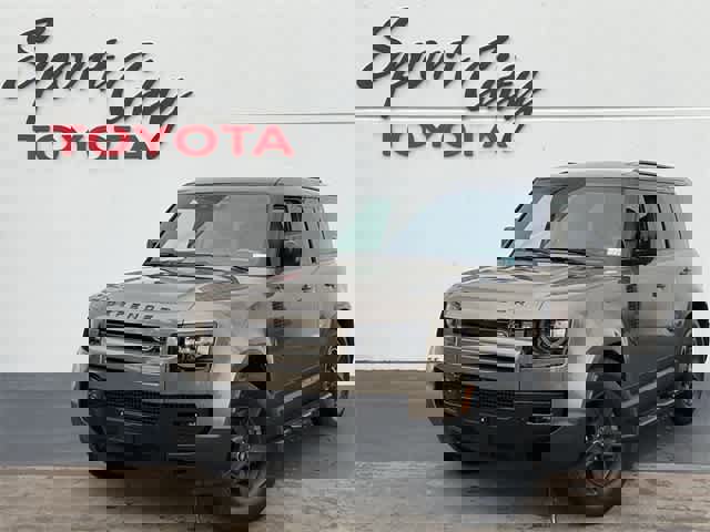 Used 2023 Land Rover Defender 110 S image 1