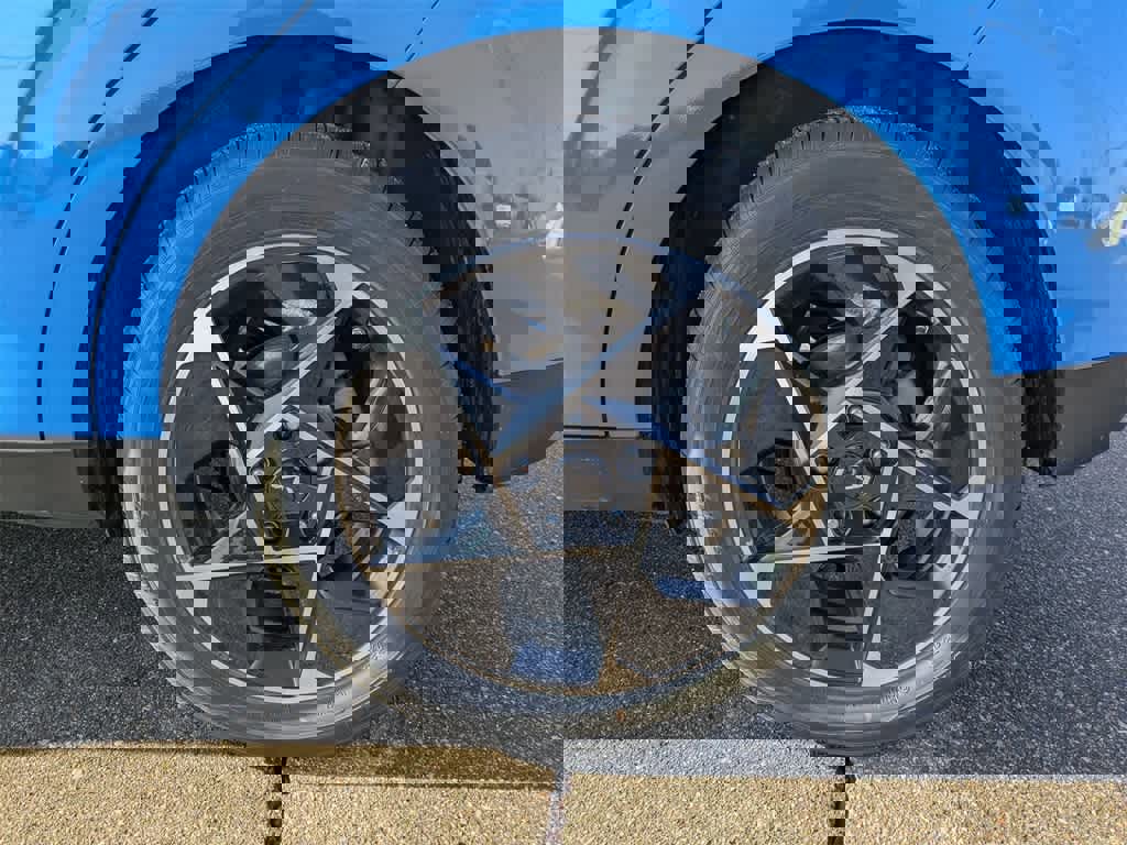 Used 2024 Kia Soul EX image 3