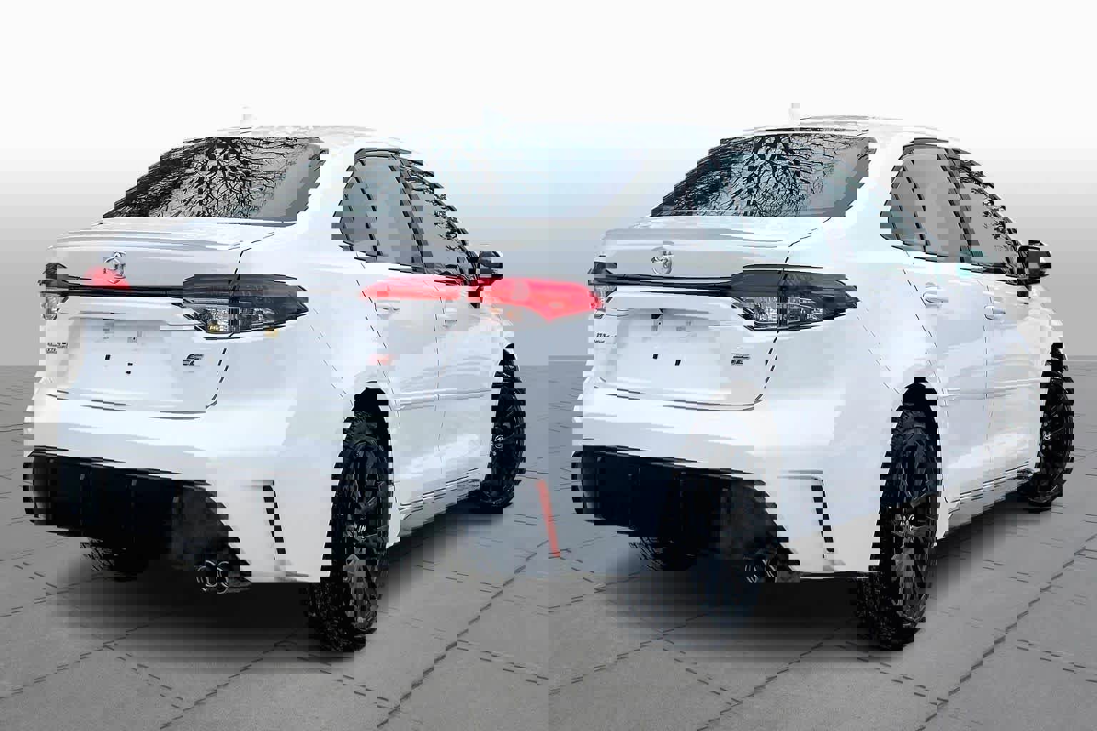 Certified 2023 Toyota Corolla SE w/ Carpet Mat Package (TMS) image 13