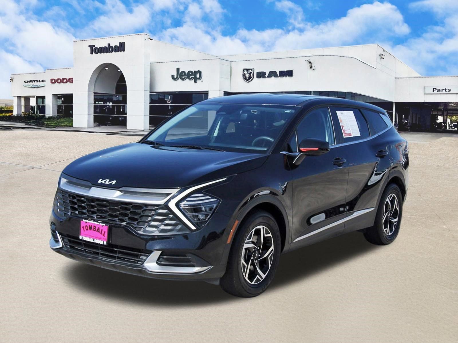 Used 2024 Kia Sportage LX image 3