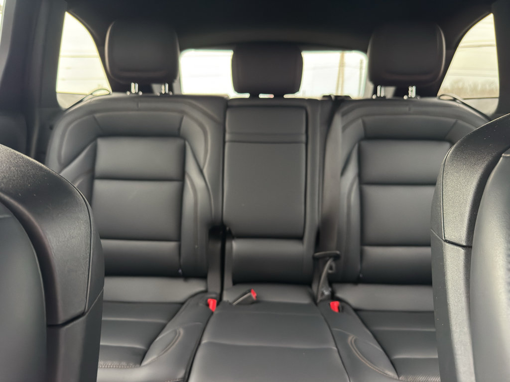 Used 2025 Lincoln Nautilus Premier w/ Jet Appearance Package AWD/4WD image 16